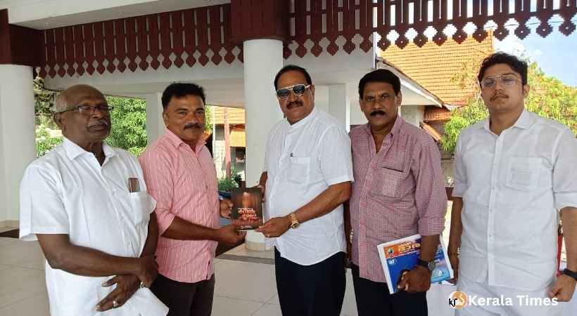 23-ാമത് പ്രവാസി ഭാരതീയ ദിനാഘോഷം പ്രഖ്യാപിച്ച ഉദ്യോഗ്പത്ര അവാർഡിന്റെ ഡിക്ലറേഷൻ കത്ത് കൈമാറി.