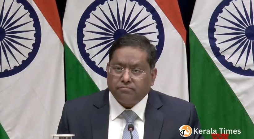 നാടുകടത്തലില്‍ മാറ്റം: സ്ത്രീകള്‍ക്കും കുട്ടികള്‍ക്കും വിലങ്ങില്ലെന്ന് വിദേശകാര്യ മന്ത്രാലയം