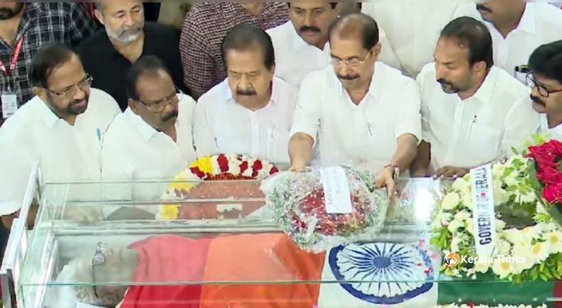 വി എസ് അച്യുതാനന്ദന്റെ വിയോഗം: കേരളത്തിന് വലിയ നഷ്ടമെന്ന് കോൺഗ്രസ് നേതാക്കൾ