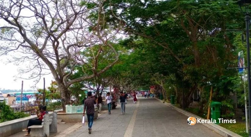 മറൈൻ ഡ്രൈവിലേക്ക് തെരുവ് കച്ചവടക്കാരുടെ പുനരധിവാസ നീക്കത്തിന് എതിർപ്പ്