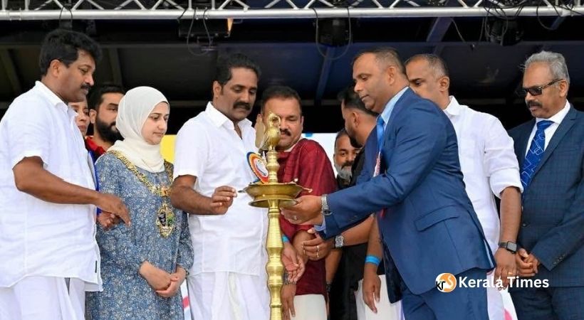 യുക്മ കേരളപ്പൂരം വള്ളംകളിക്ക്  ഫൊക്കാന പ്രസിഡന്റ് സജിമോൻ ആന്റണി വിശിഷ്ടാതിഥിയായി പങ്കെടുത്തു.