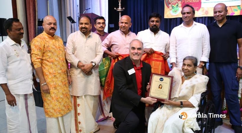 ഏലിക്കുട്ടി ഫ്രാൻസിസിന് ഡാലസിൽ ആദരം