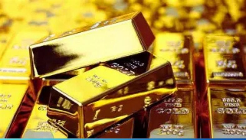 സ്വർണവില കുത്തനെ ഇടിഞ്ഞ് പവന് 1,400 രൂപ താഴേക്ക്; വാങ്ങാൻ നല്ല അവസരമോ?