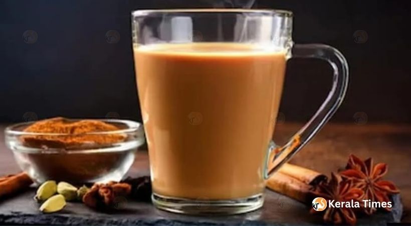 ചായ ഉണ്ടാക്കിയ ശേഷം കുടിക്കാൻ വൈകാറുണ്ടോ? പാമ്പു കടിയേൽക്കുന്നതിനെക്കാൾ അപകടകരമാണ് ഇങ്ങനെ ചായ കുടിക്കുന്നത്!