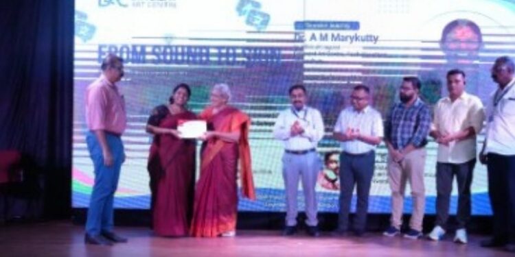ഡിഫറന്റ് ആര്‍ട് സെന്ററില്‍ ഭാഷാ നൈപുണി വികസന പരിശീലനം