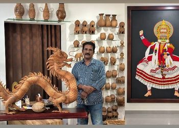 ക്രാഫ്റ്റ്സ് വിലേജ് കലാകാരന്മാർക്ക് ദേശീയതലത്തിൽ അഭിമാനേനട്ടം; രണ്ട് ശിൽപഗുരു പുരസ്കാരങ്ങൾ