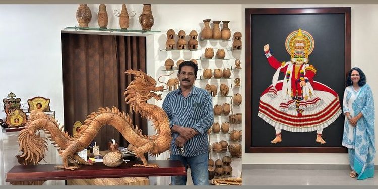 ക്രാഫ്റ്റ്സ് വിലേജ് കലാകാരന്മാർക്ക് ദേശീയതലത്തിൽ അഭിമാനേനട്ടം; രണ്ട് ശിൽപഗുരു പുരസ്കാരങ്ങൾ