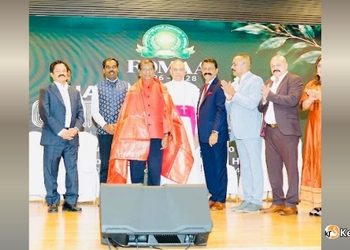 നന്മ മനസ്സിന് ഒരു പൊന്നാട, സമൂഹനന്മയ്ക്കായി സമർപ്പിച്ച ജീവിതത്തിന് സ്നേഹാദരം!അമേരിക്കൻ മലയാളി സമൂഹത്തിന്റെ സജീവ സാന്നിധ്യം പി. ടി. തോമസിന് ഇത് ധന്യ മുഹൂർത്തം